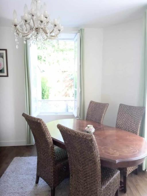 Holiday home Centre Town House Free Wifi Montemboeuf